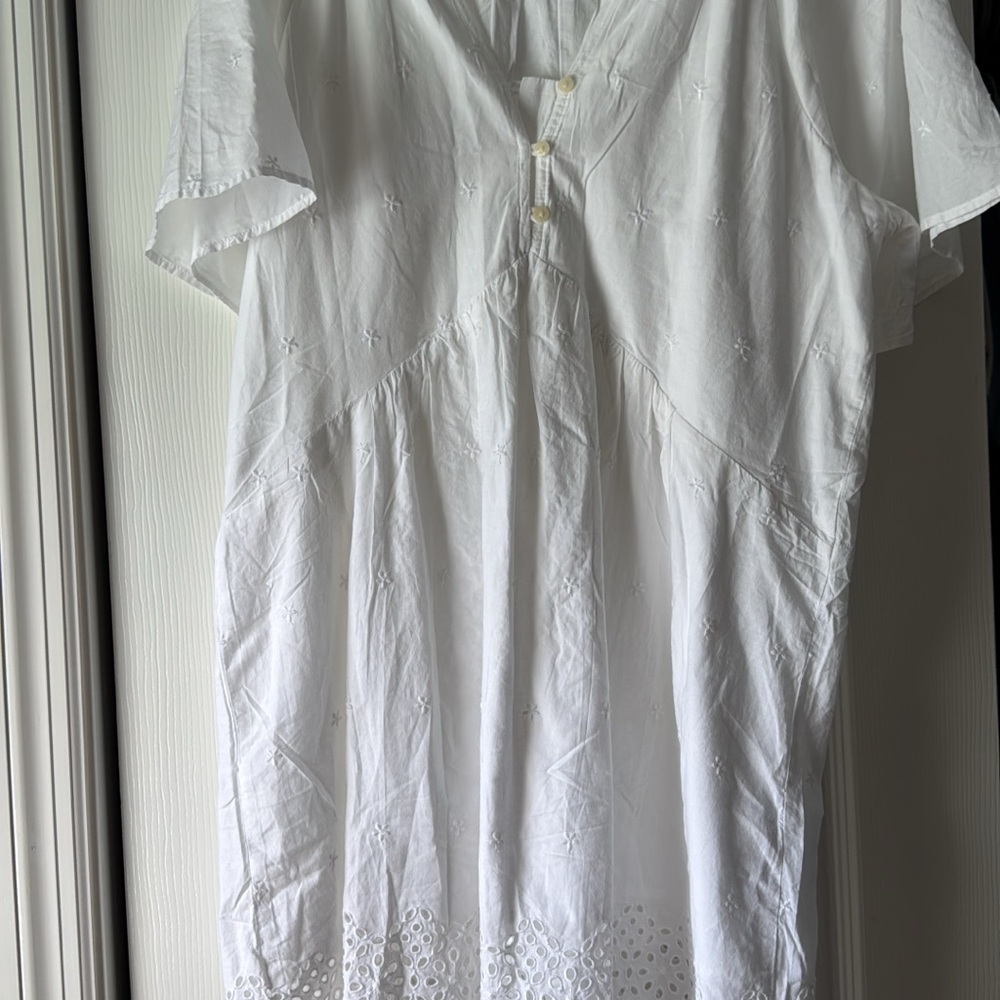 Old Navy White Embroidered Dress